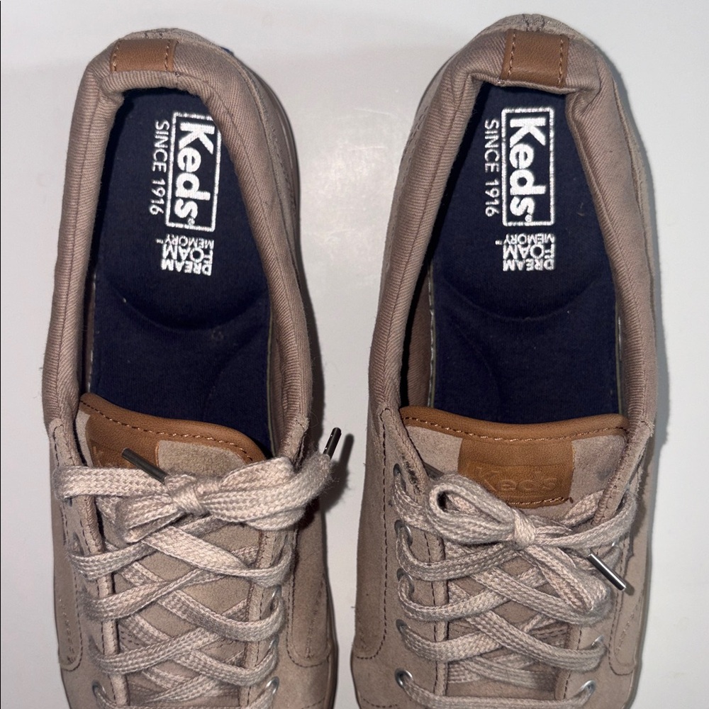 Keds Women’s Taupe Suede Low-Top Sneakers Shoes Size 9 - Picture 4 of 11